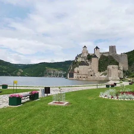 Rajic Apartmán Golubac